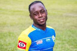 Emerson Lalín jugó el torneo pasado con el Municipal Limeño, siempre de El Salvador.