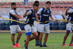 Bryan Moya no tiene equipo y busca mantenerse bien en cuanto a la parte física, entrenando con la Sub 23. FOTO: Ronald Aceituno.