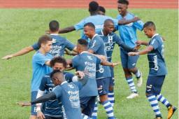 Honduras realizó su penúltimo entrenamiento en el estadio Olímpico de San Pedro Sula. Foto Delmer Martínez