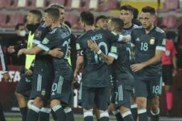 Argentina gana 2-0 a Perú en Lima en la eliminatoria sudamericana rumbo a Catar 2022.