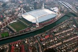 Así se ve desde el aire el Millennium Stadium de Cardiff en Gales, escenario de la final de Champions League.