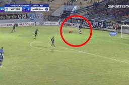 El horror de Jonathan Rougier que le costó un gol a Motagua ante Victoria.