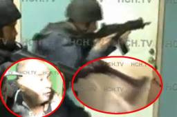 El periodista hondureño David Romero ha sido capturado tras permanecer por más de 10 días atrincherado en Radio Globo en Tegucigalpa.