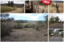 Olimpia solicitó la licencia ambiental a la Secretaría de Recursos Naturales, Ambiente y Minas para construir 'La cueva del león'. Te mostramos el lugar donde se edificará. Fotos Juan Salgado