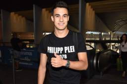 Reguilón ya se encuentra en Sevilla y también fue anunciado por su nuevo club.