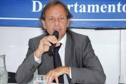 El abogado argentino Jorge Delhon, de 52 años, supuestamente implicado en el esquema de corrupción conocido como 'FIFAgate', se quitó hoy la vida.