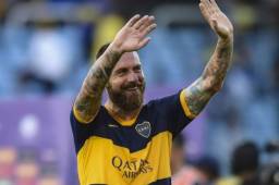 Daniele De Rossi dejó de ser jugador de Boca Juniors y a la vez confirmó su retiro del fútbol.