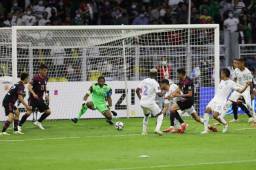 El portero de la Selección de Honduras 'Buba' López ha sido vital para que la Bicolor no esté con el canasto lleno de goles camino a Qatar. Fotos Johny Magallanes | Enviado