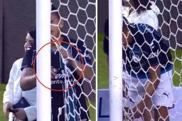 Con navaja en mano: la insólita acción de un aficionado del Querétaro durante la pelea de barras con el Atlas