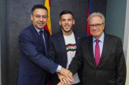 Bartomeu, presidente del Barcelona, hizo oficial la renovación del contrato de Carles Pérez.