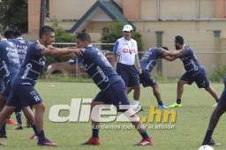 La Selección Nacional ya entrena en Trinidad y Tobago, y Pinto afina detalles para definir su 11 titular.