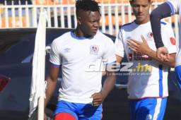 Júnior Lacayo está desesperado por jugar y hasta ha dicho que si llegara una oferta se va del Olimpia. FOTO: Ronal Aceituno.