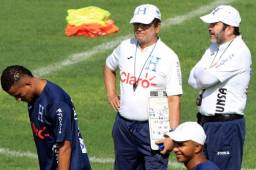 El entrenador Jorge Luis Pinto se encuentra por ahora trabajando con la Selección de Honduras preparando los juegos contra México y Panamá.