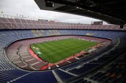 Barcelona y Napoli se miden la próxima semana en la Champions League y jugarán a puerta cerrada por la crisis del coronavirus.