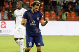 Diego Forlán brilla a sus 37 años en el Mumbai City de India.