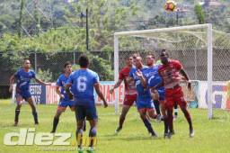 Real Sociedad se complicó en la tabla general al empatar en casa con UPNFM. Foto Javier Rosales