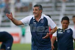 Diego Vázquez espera pasar a la siguiente ronda el domingo en el estadio Nacional.