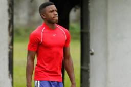 Franklin Flores debutó en Liga Nacional con Victoria y estuvo varios meses en Inglaterra probándose en diferentes clubes.