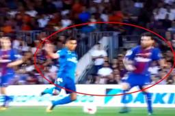 El brasileño Casemiro ha tenido una fuerte entrada contra el argentino Messi.