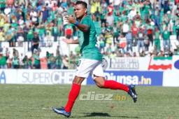 Mario Martínez fue la figura de Marathón ante Platense por sus dos goles de tiro libre y el centro que concluyó en el gol de Henry Figueroa. Fotos: Neptalí Romero