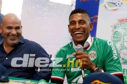 Carlo Costly firmó un contrato de un año con el Club Deportivo Marathón.