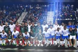 Honduras y México se han enfrentado en 38 ocasiones con un registro de 23 triunfos mexicanos, ocho empates y siete triunfos para selección catracha. Hoy te mostramos cómo lucen en la actualidad grandes leyendas de ambas selecciones de los últimos 25 años.