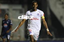 Jerry Bengtson marcó dos goles e igualó el récord de Wilmer Velásquez. Foto: David Romero