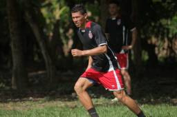El defensor Jonathan Paz dice que desde niño era aficionado del Olimpia al igual que su familia, pero al ascender al Real Sociedad el cariño creció por los aceiteros. Foto DIEZ