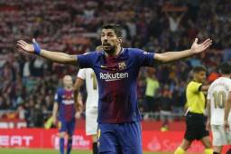 Luis Suárez hizo dos goles en la final de la Copa del Rey ante el Sevilla.