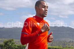 Jerry Bengtson se volvió a poner la camisa del Olimpia. Foto cortesía.