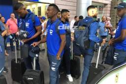 El combinado nacional salió de la base aérea de Toncontín. Foto: Ronal Aceituno.