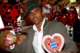 Douglas Costa desde su arribo al Bayern Munich ha dejado grandes destellos de su talento.
