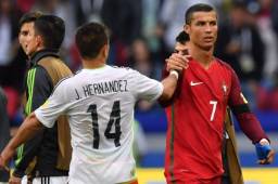 Chicharito Hernández saludó a Cristiano, su excompañero en el Real Madrid.