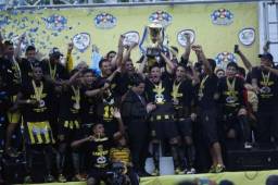 El 15 de diciembre de 2013 Real España conquistó el título del Apertura 2013 tras vencer 3-1 en penales a Real Sociedad. Hoy esta la realidad de los héroes que hicieron realidad la 11 aurinegra.