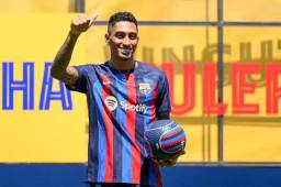 Raphinha ya se puso la camisa del Barcelona y asegura que ha cumplido un sueño de niño.