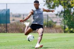 El delantero hondureño Douglas Martínez en sus primeros entrenamientos con el San Diego Loyal de la USL de Estados Unidos.