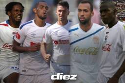 Olimpia es, sin lugar a dudas, el club que mejores futbolistas ha exportado a lo largo de la historia en el balompié catracho. En función de contrataciones, si bien ha tenido algunos desaciertos, también ha pegado en el blanco con grandes jugadores.