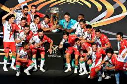 Necaxa se coronó campeón de la Supercopa MX a costillas de Monterrey.