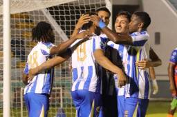 ¡Quieren seguir en Primera División! Victoria sufrió ante los Lobos, pero gana para salir del descenso
