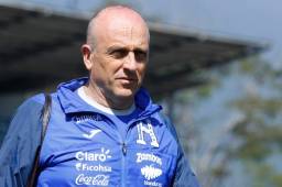 El entrenador de la Selección de Honduras, Fabián Coito, está en Uruguay esperando un vuelo para regresar y comenzar a trabajar con la Bicolor.