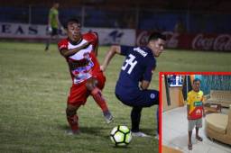 Javier Portillo enfrentando a Motagua en uno de sus encuentros en la Liga Nacional.