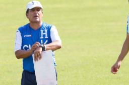 Jorge Luis Pinto trabaja a más no poder con la selección de Honduras.