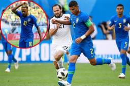 La estrella de Brasil, Neymar, insultó a su compañero Thiago Silva por una pelota que entregó mal contra Costa Rica. Fotos AFP
