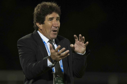 Héctor Vargas, a su octavo desafío en Liga Nacional con la misión de resurgir de las cenizas a un golpeado Real España