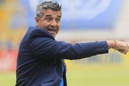 Diego Vázquez asegura que no tendría problemas para dirigir a la Selección Nacional interinamente.