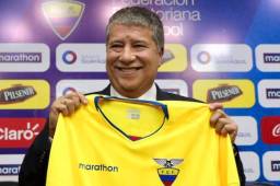A sus 62 años, Bolillo Gómez tras dirigir a Panamá en Rusia 2018, el entrenador asume por segunda vez la dirección técnica de Ecuador.