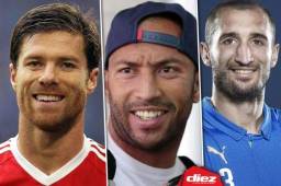 Hilarante fotogalería de cómo lucirían los futbolistas más serios y rudos del mundo si nos regalaran una sonrisa cada vez que los captura las cámaras. ¡Hay tres hondureños en esta lista!.