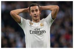 El mediocampista del Real Madrid Lucas Vázquez recibió la mala noticia tras llegar a su casa después de pasar unas vacaciones.