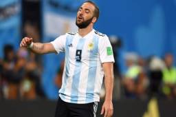 Gonzalo Higuaín ha sido duramente cuestionado por sus actuaciones con Argentina.