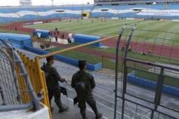 Tanto dentro como fuera, la infraestructura del estadio Olímpico luce deteriorado. El engramillado se mantiene en un estado aceptable.
